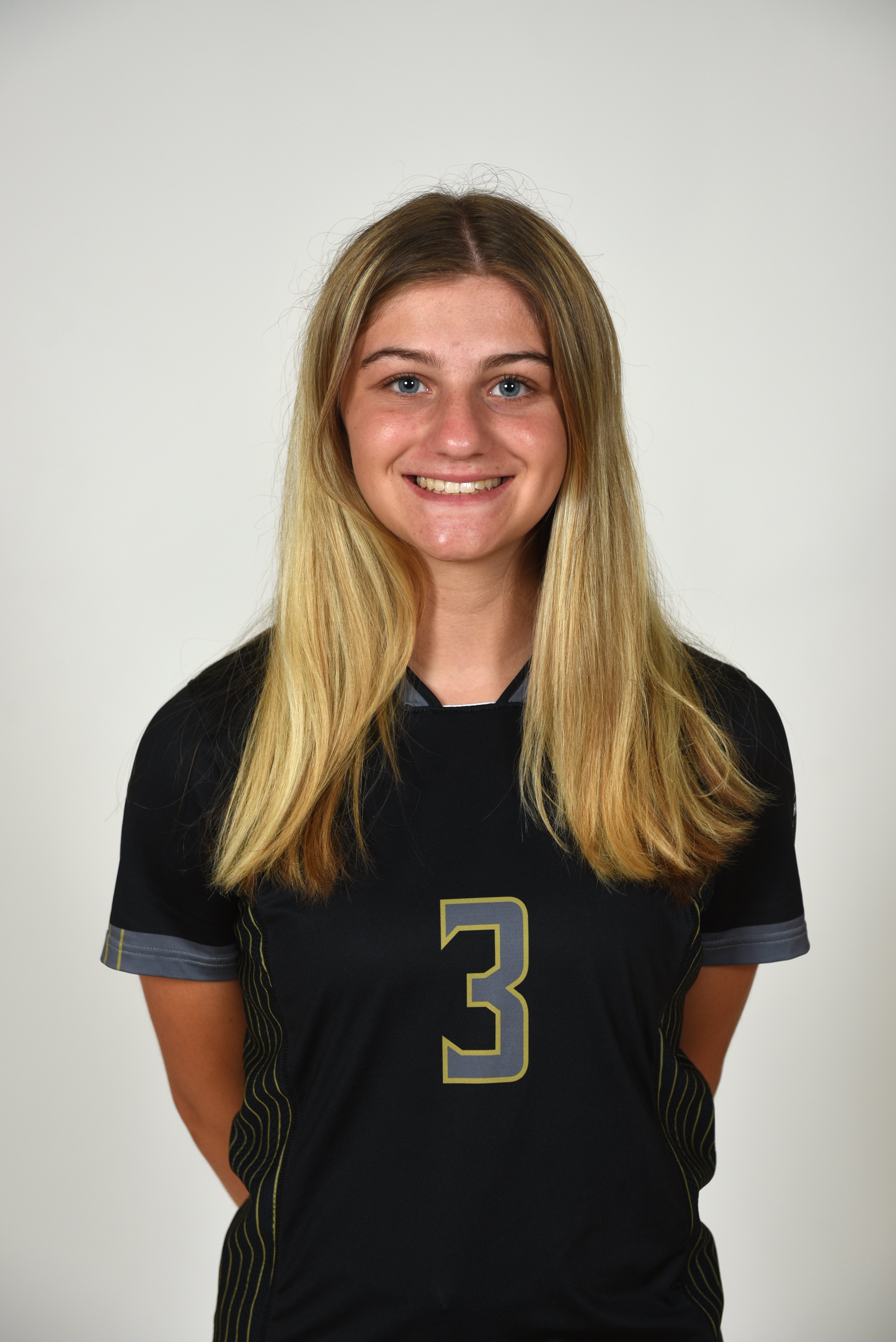 Lauren Klusek athlete profile head shot