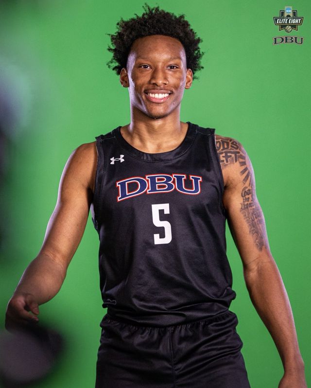 Athlete profile featured image number 1 of 4