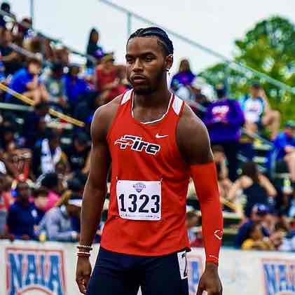 Kevin Davis Jr. athlete profile head shot