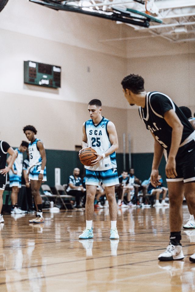 Athlete profile featured image number 3 of 4