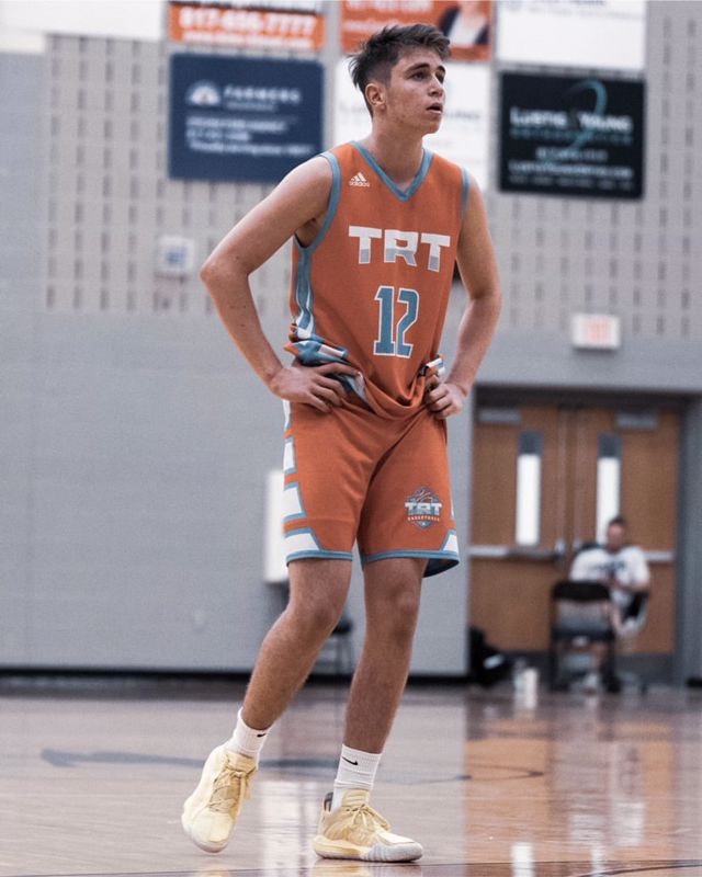 Athlete profile featured image number 4 of 4