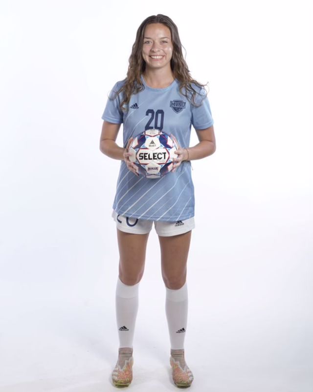 Athlete profile featured image number 1 of 5