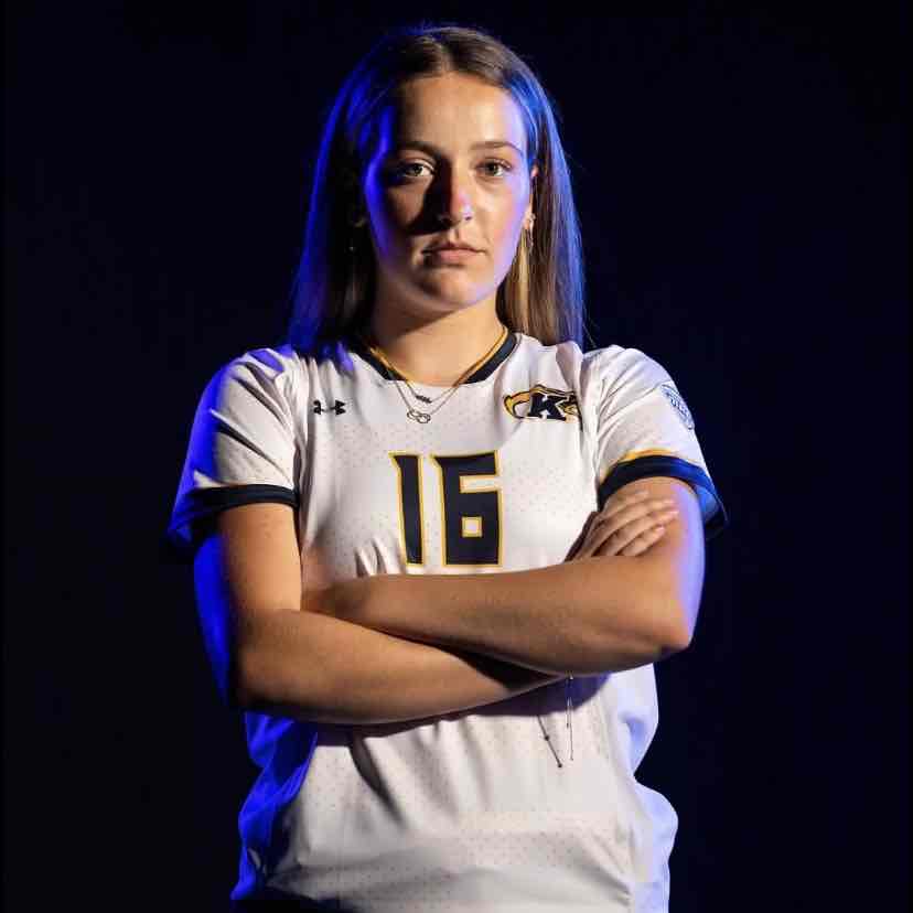 abby breitschuh athlete profile head shot