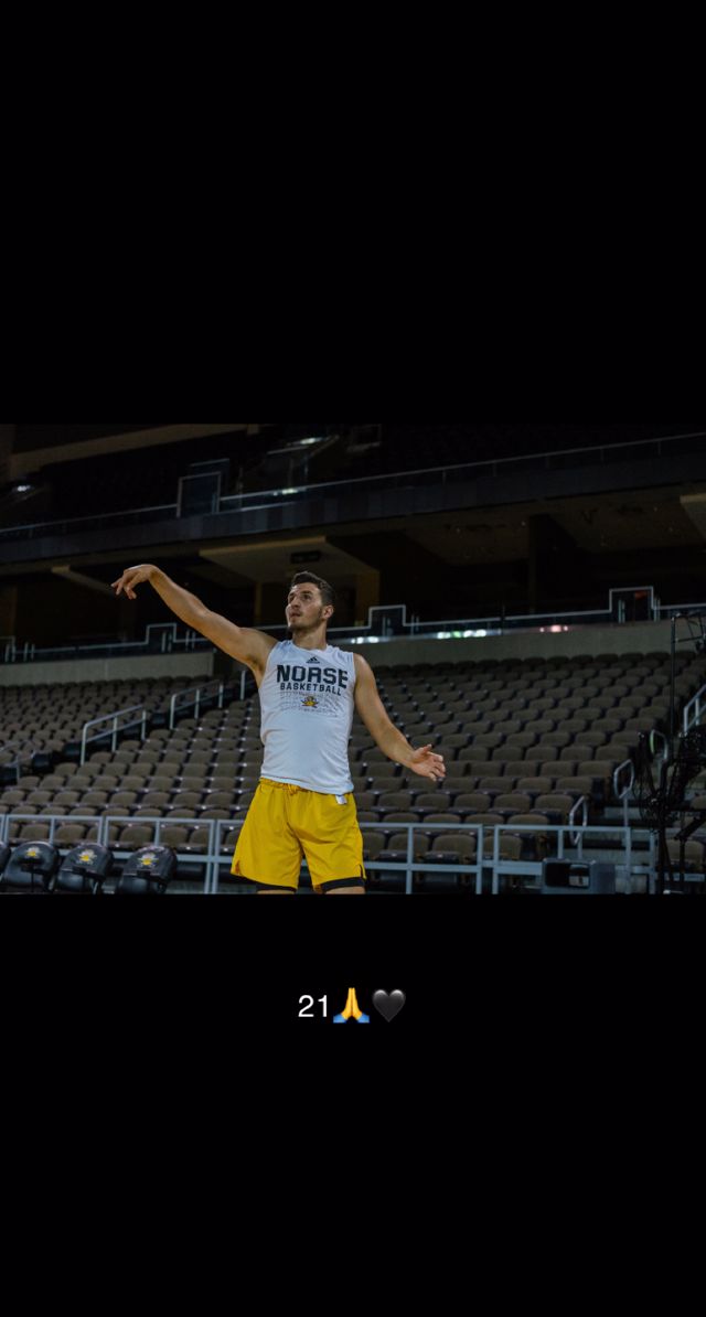 Athlete profile featured image number 1 of 5