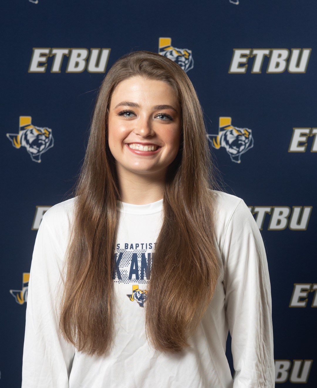 Neelie Schiel athlete profile head shot