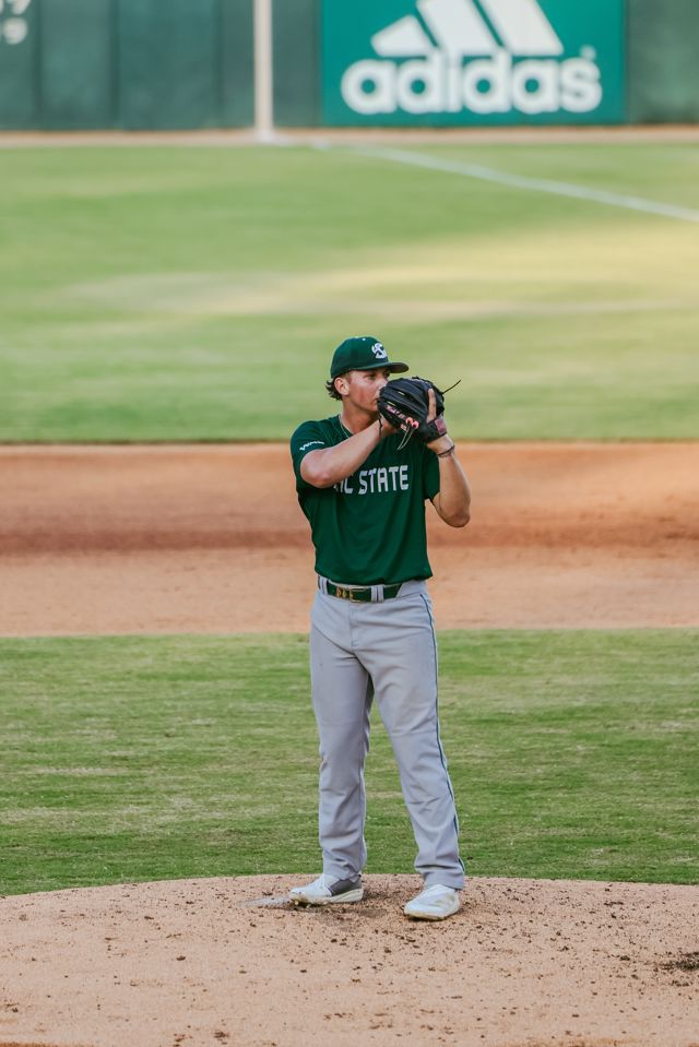 Athlete profile featured image number 4 of 10