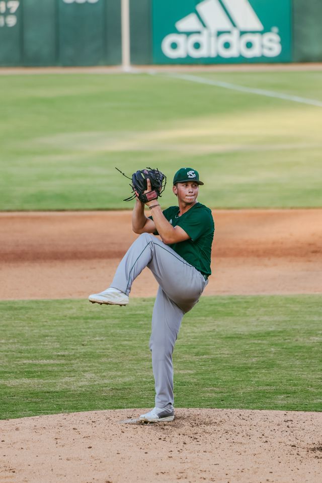 Athlete profile featured image number 3 of 10