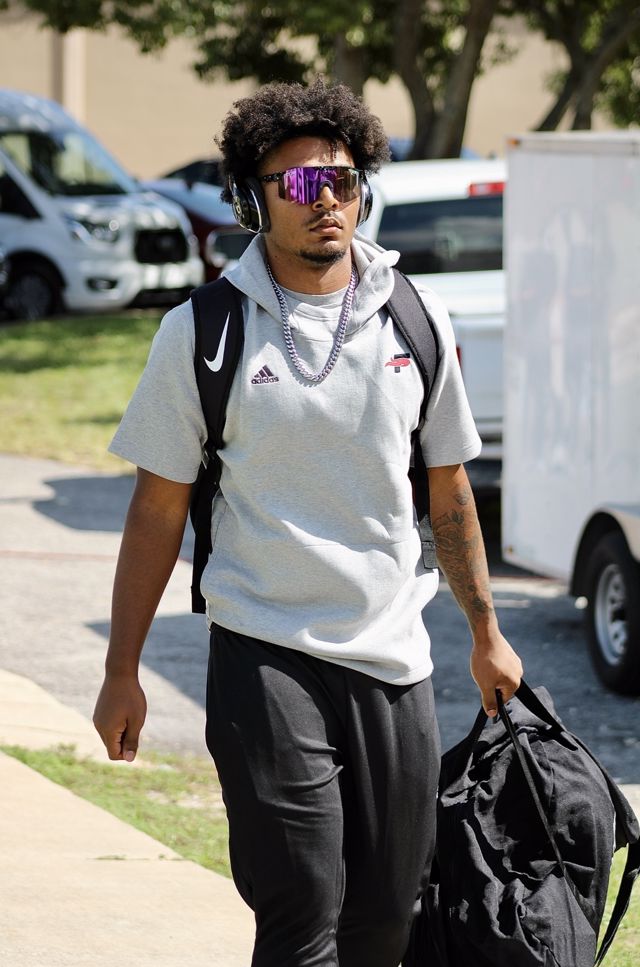 Athlete profile featured image number 3 of 5