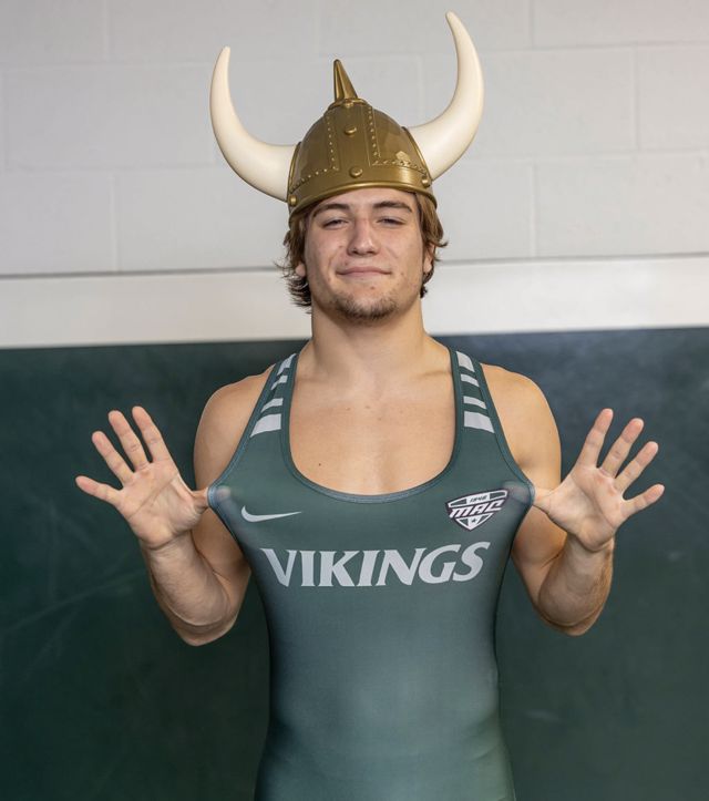 Athlete profile featured image number 3 of 4