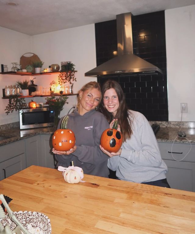 Athlete profile featured image number 2 of 5