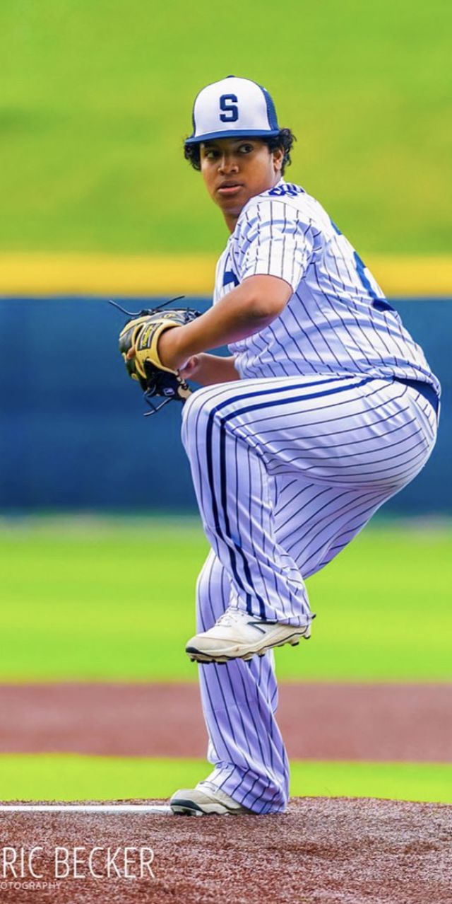 Athlete profile featured image number 2 of 4