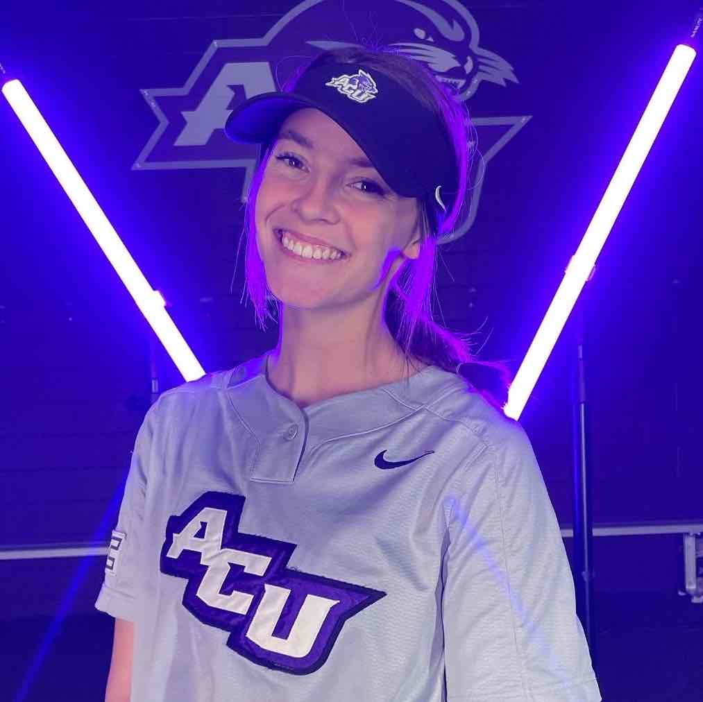 Mercedes Eichelberger athlete profile head shot