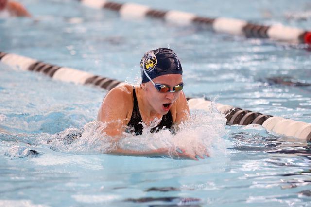Athlete profile featured image number 2 of 5