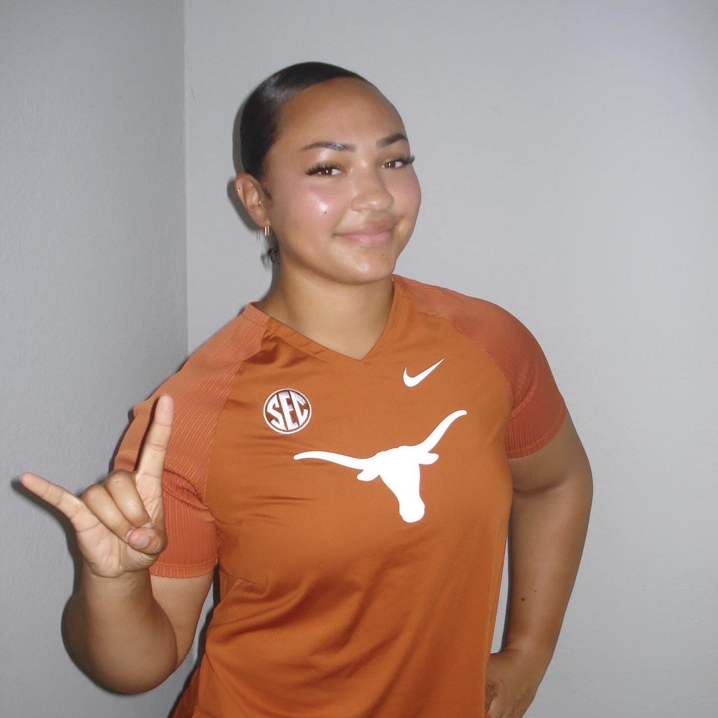 Giavonna Meeks athlete profile head shot