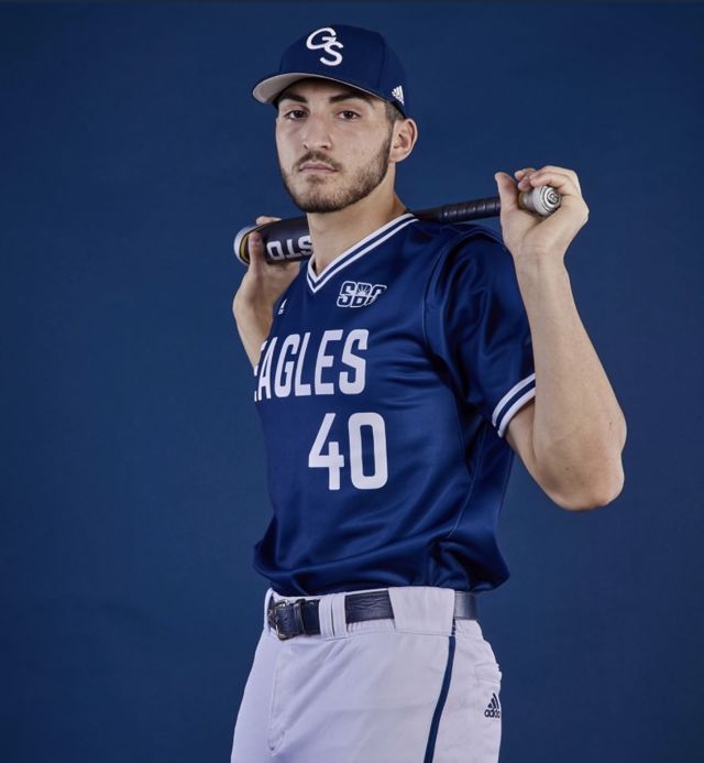 Athlete profile featured image number 2 of 4