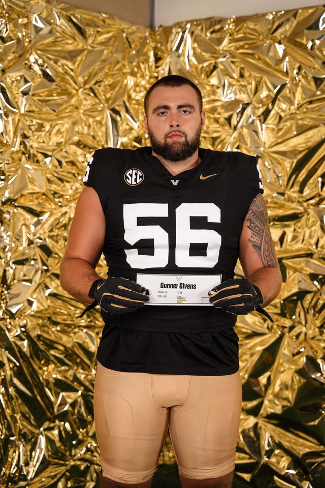 Athlete profile featured image number 3 of 5