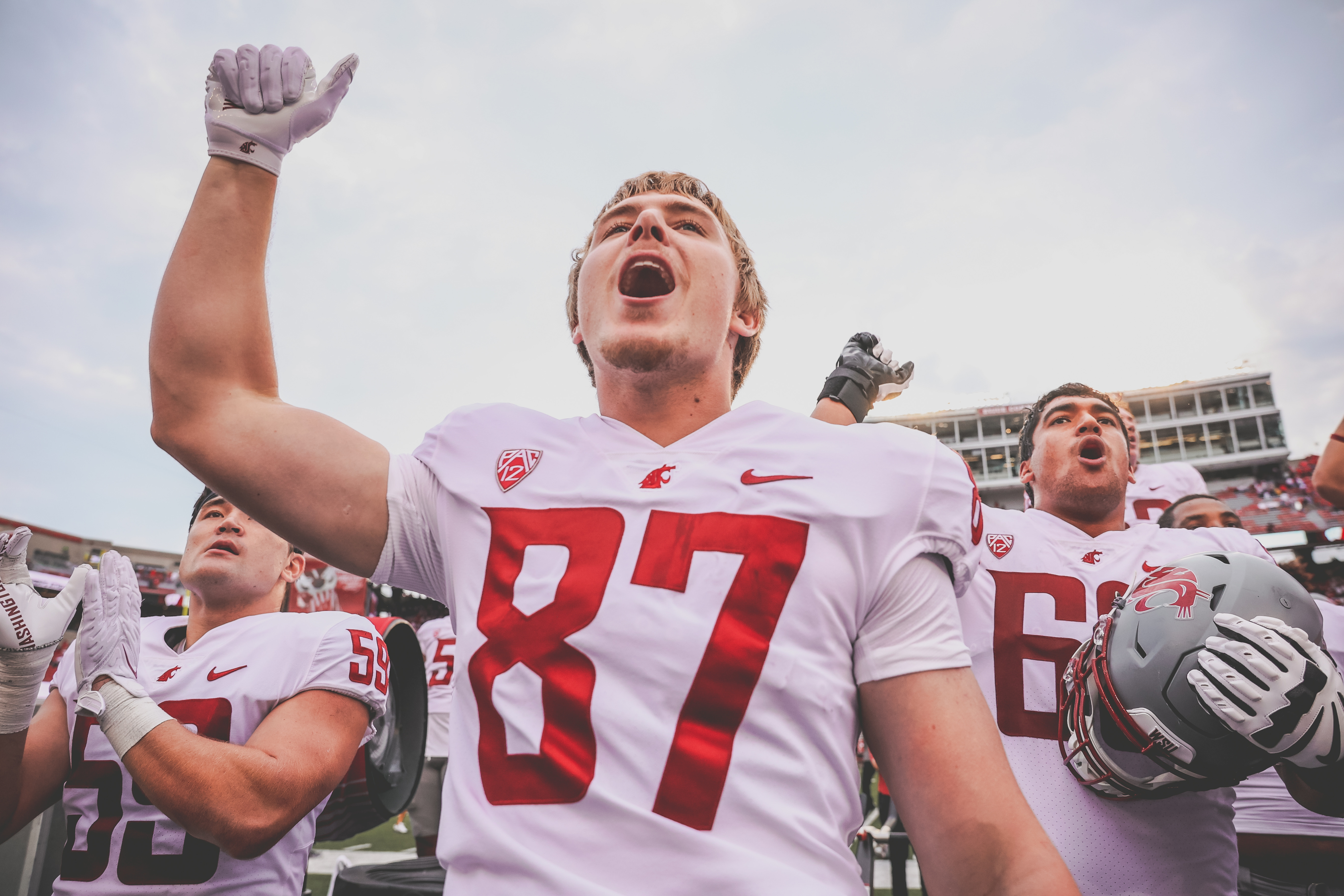 American Football Player ready to play at huge stadium 27579651