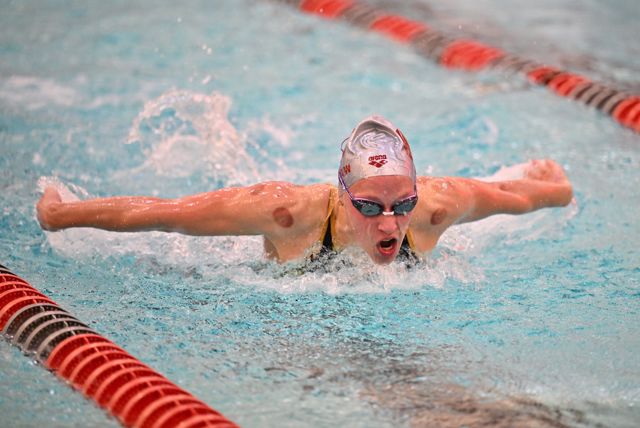 Athlete profile featured image number 2 of 4