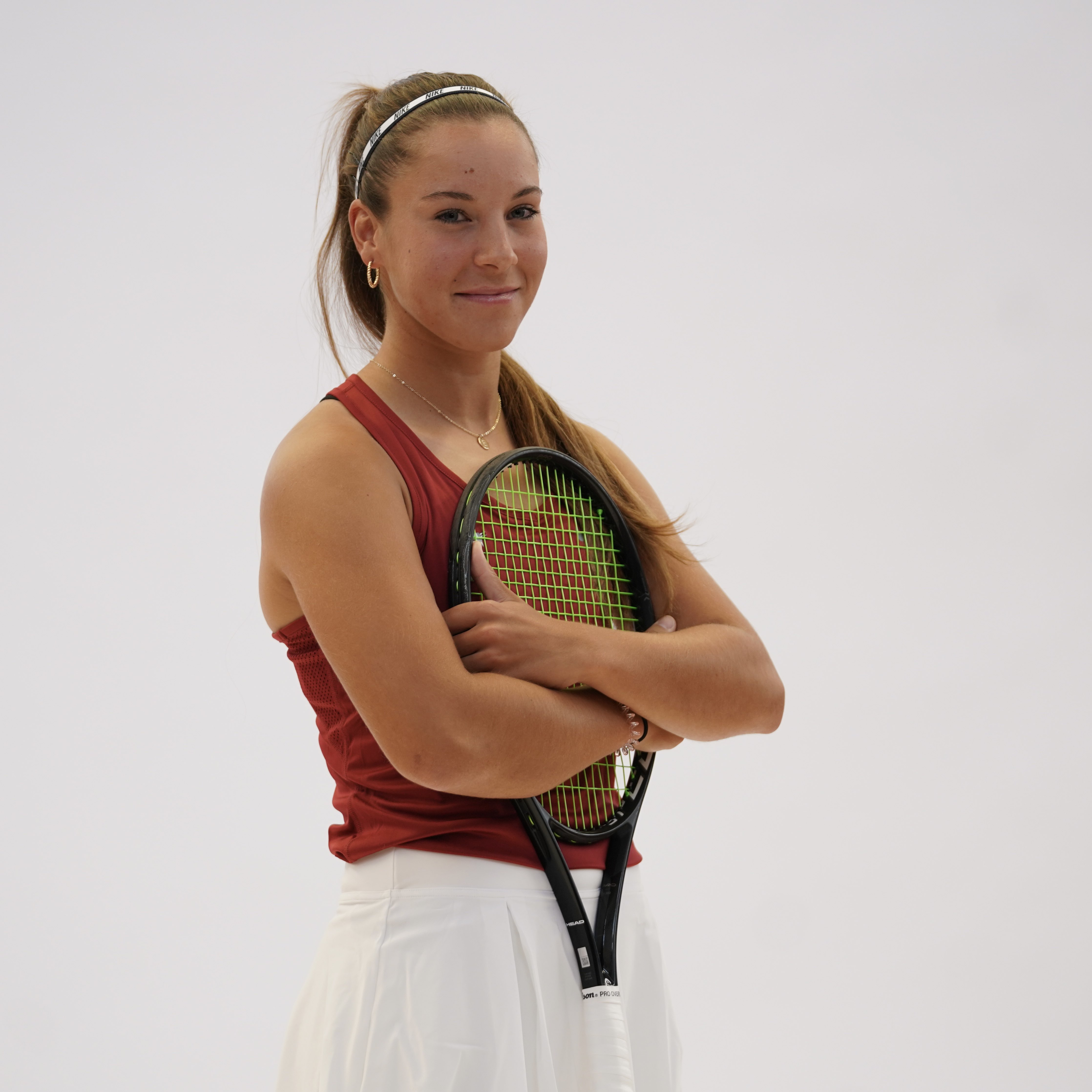 Eva Alvarez athlete profile head shot