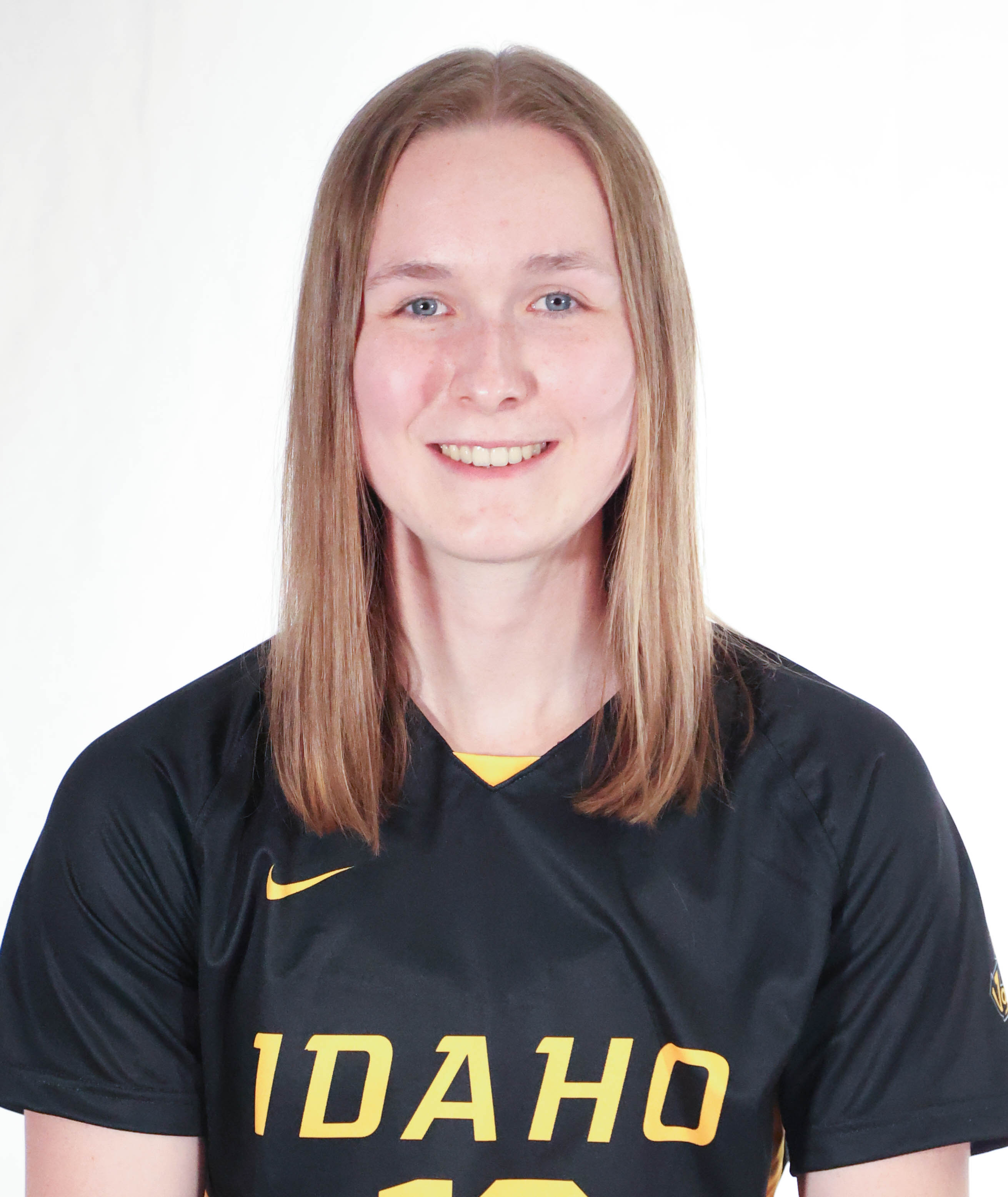 Julia Bailey athlete profile head shot