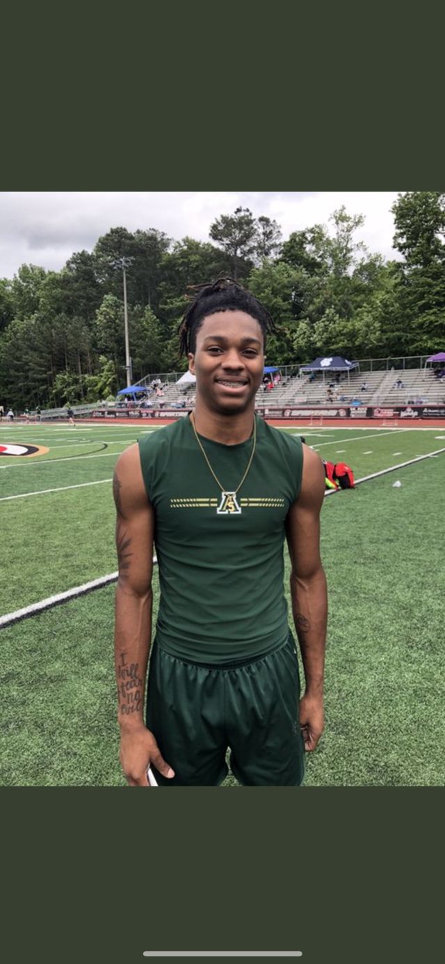 Athlete profile featured image number 1 of 4