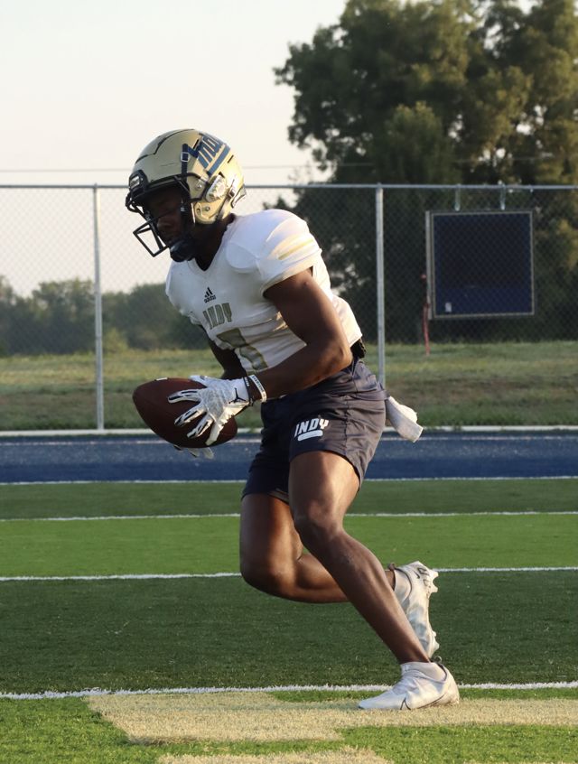 Athlete profile featured image number 2 of 5