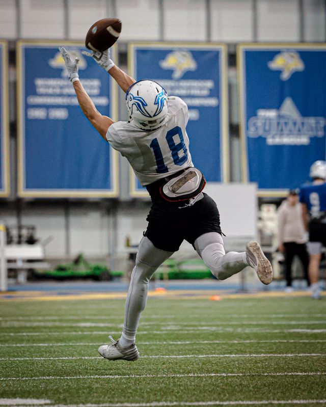 Athlete profile featured image number 1 of 4