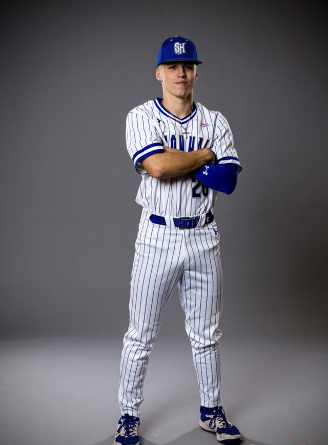 Athlete profile featured image number 2 of 4