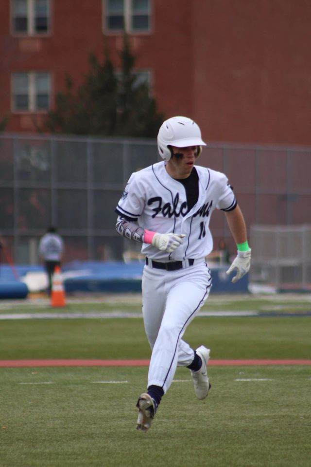 Athlete profile featured image number 3 of 4