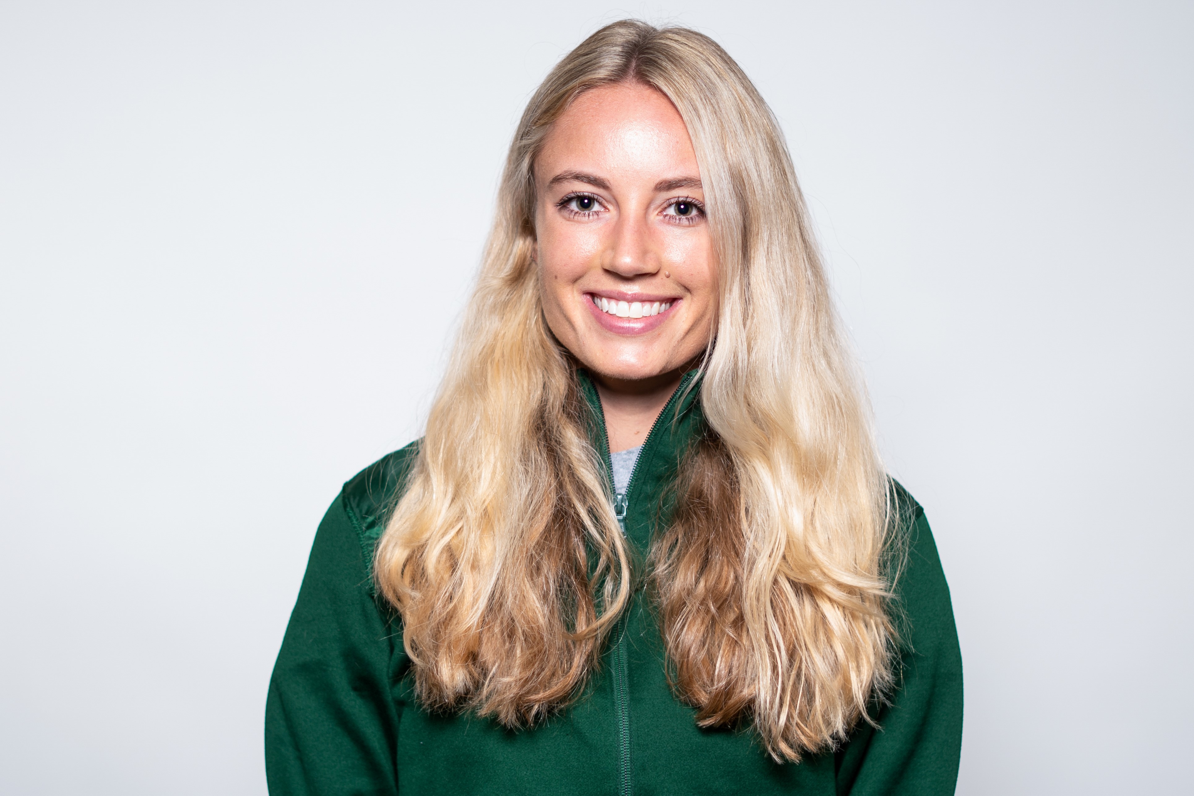 Lauren Neugeboren athlete profile head shot