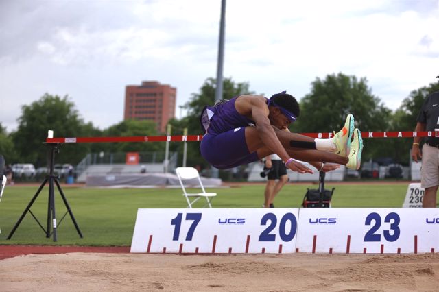 Athlete profile featured image number 1 of 5