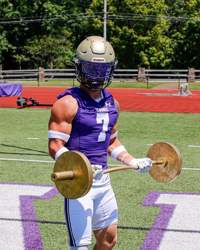 Athlete profile featured image number 9 of 10