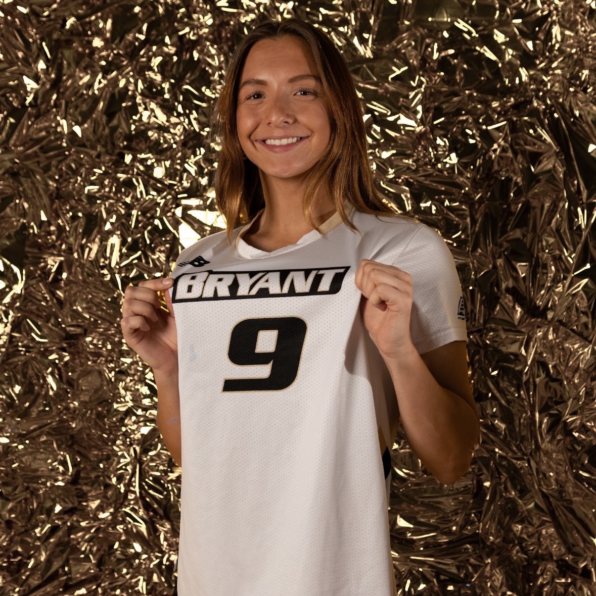 Izzy Katter athlete profile head shot