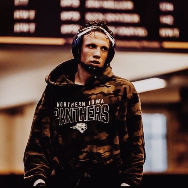 Athlete profile featured image number 2 of 5