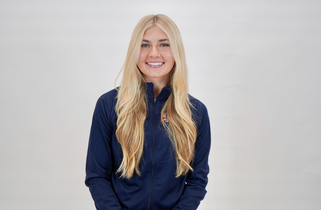 Eva Rethmeier athlete profile head shot