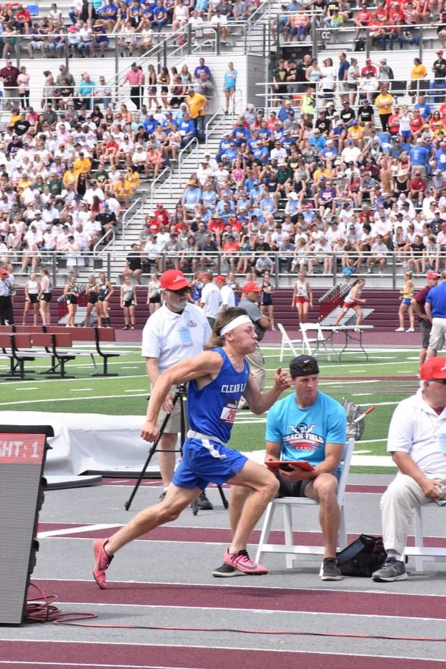 Athlete profile featured image number 2 of 4