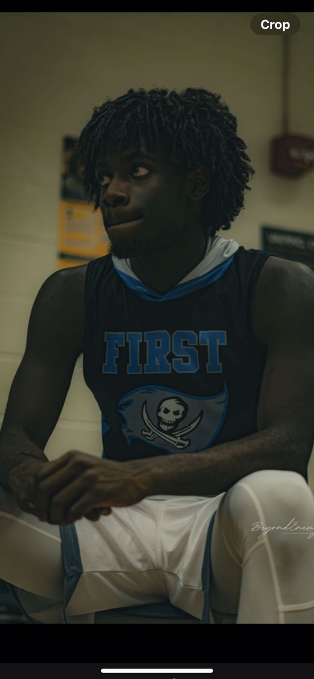 Athlete profile featured image number 3 of 4