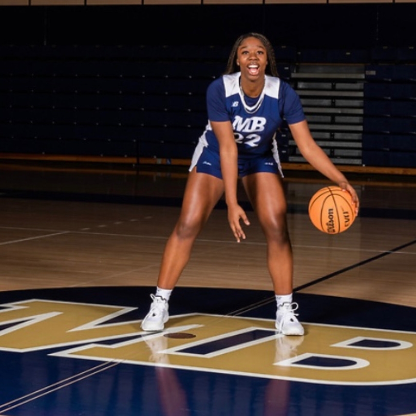 Aaliyah Thompson athlete profile head shot