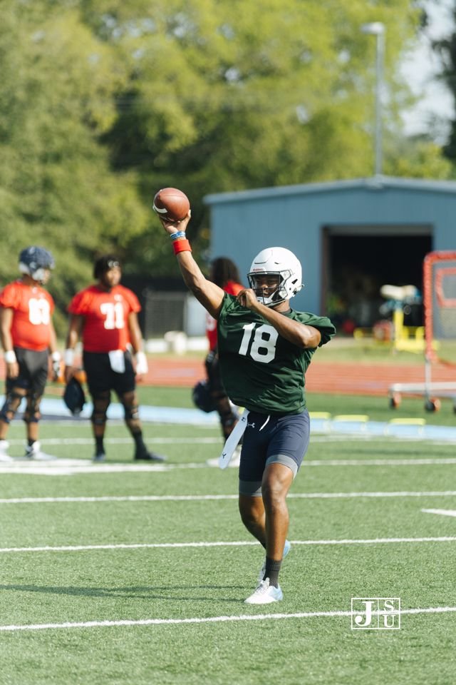 Athlete profile featured image number 1 of 4