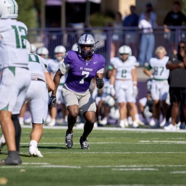 Bakari Edwards athlete profile head shot