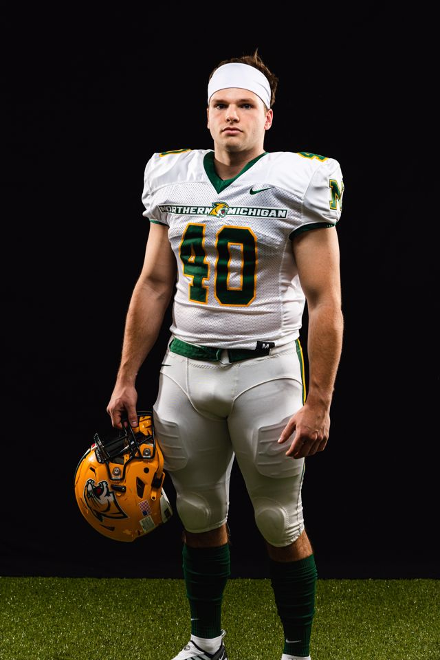 Athlete profile featured image number 1 of 5