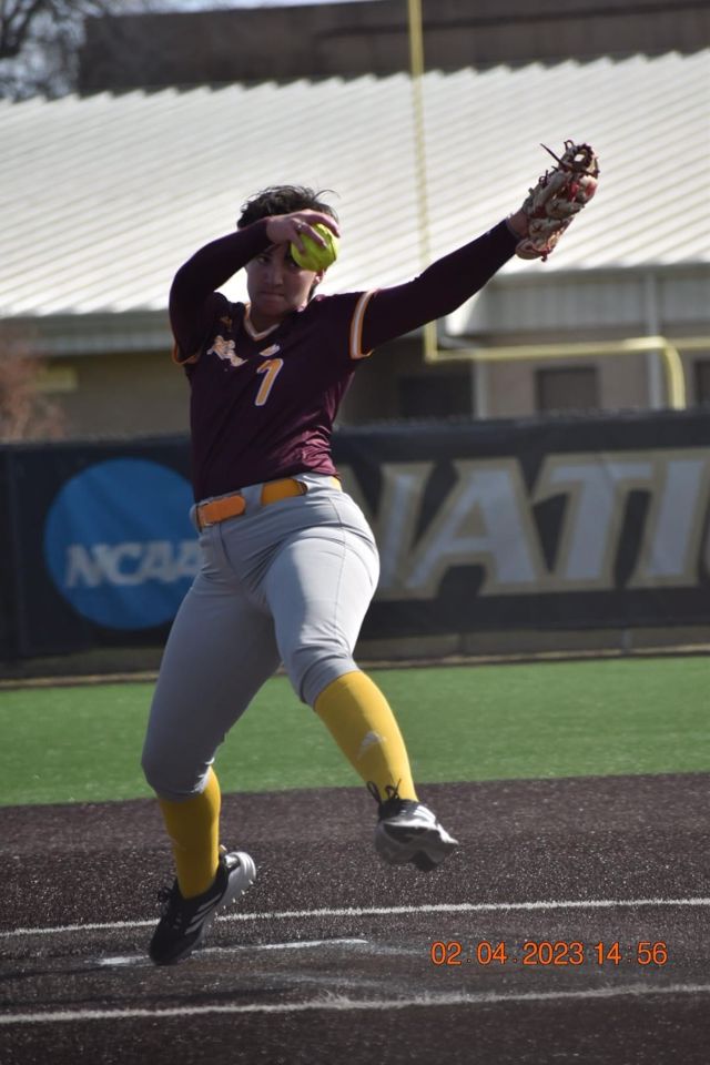 Athlete profile featured image number 3 of 5