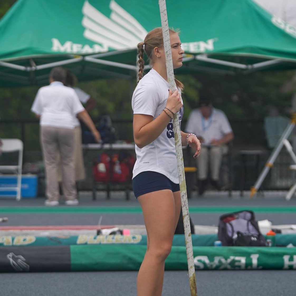 lauren schmitt athlete profile head shot