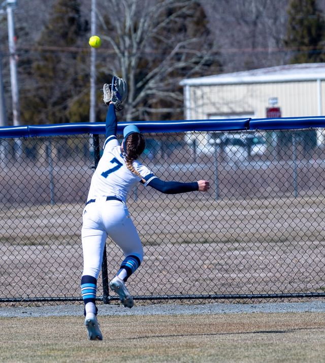 Athlete profile featured image number 3 of 10