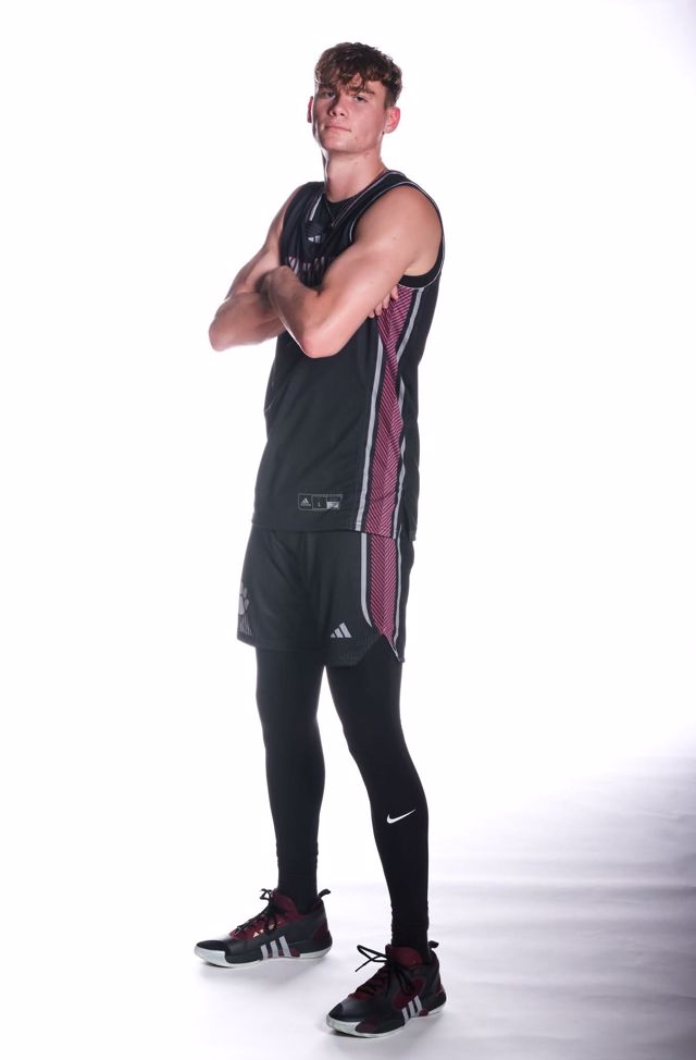 Athlete profile featured image number 4 of 7