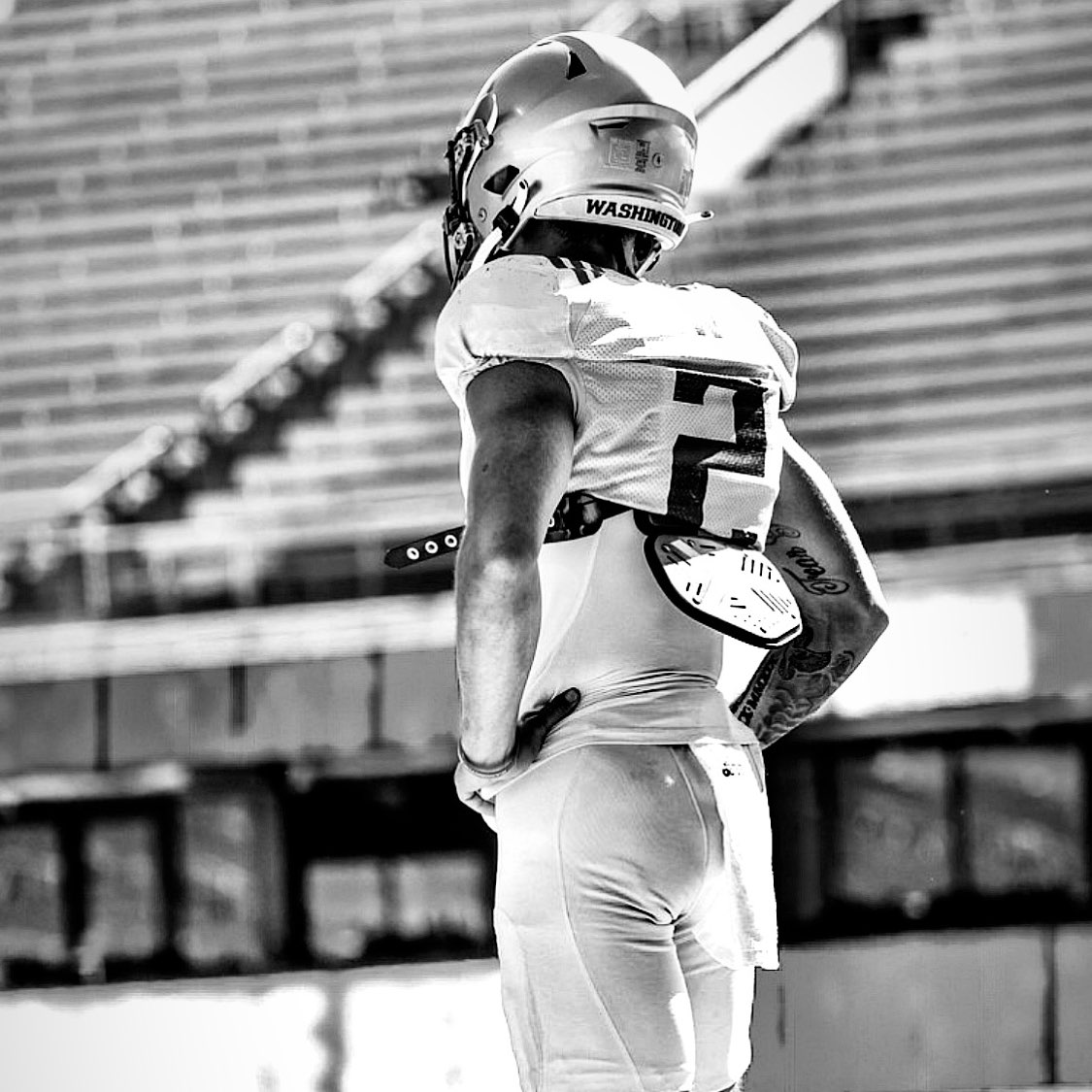 Caleb Presley Defensive Back Washington Huskies NIL Profile Opendorse