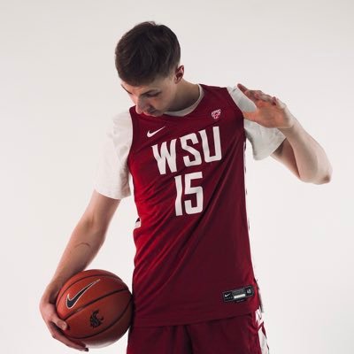 Ri Vavers athlete profile head shot