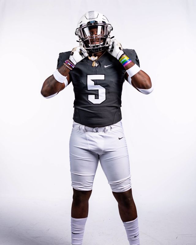 Athlete profile featured image number 8 of 10