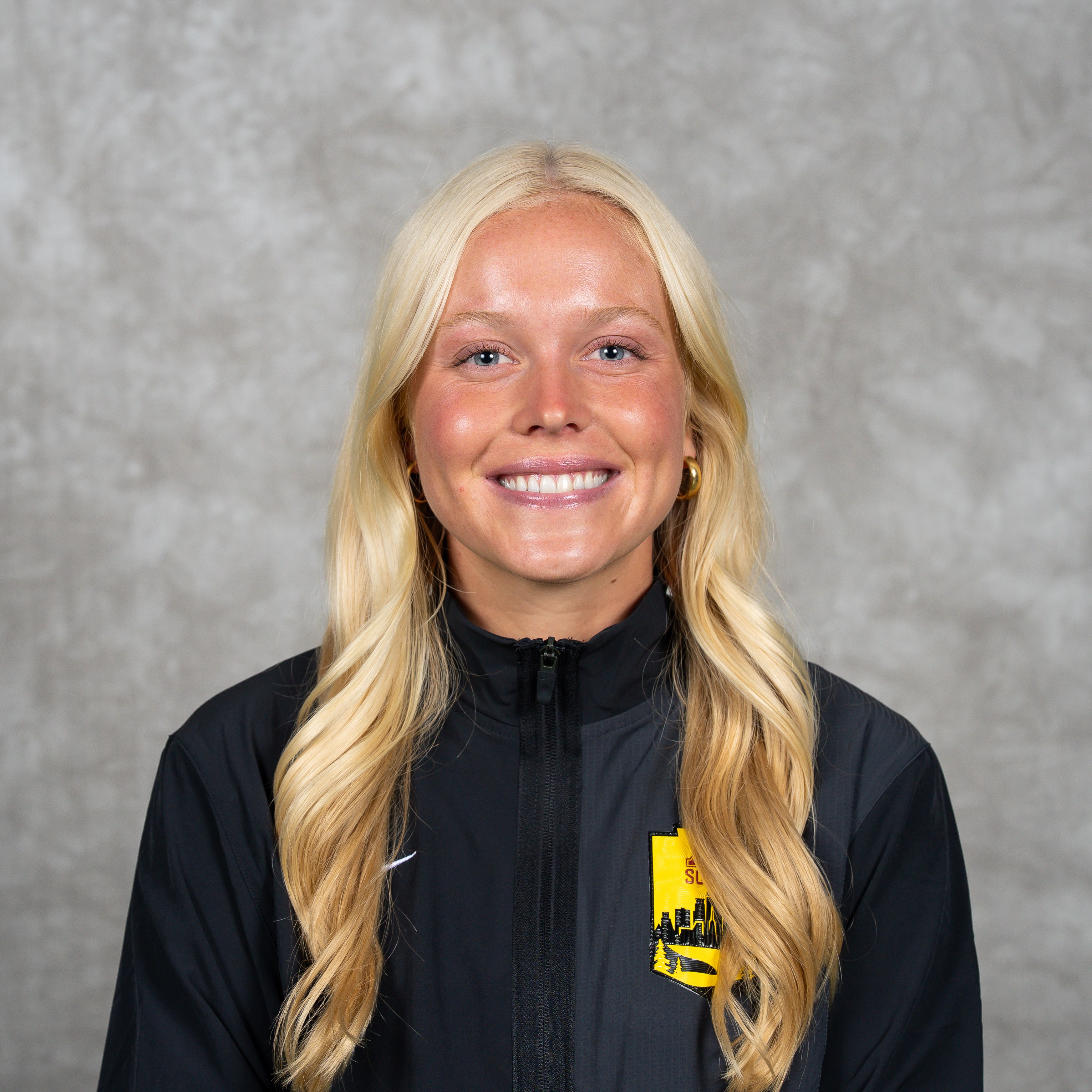 Caroline Birdsell athlete profile head shot