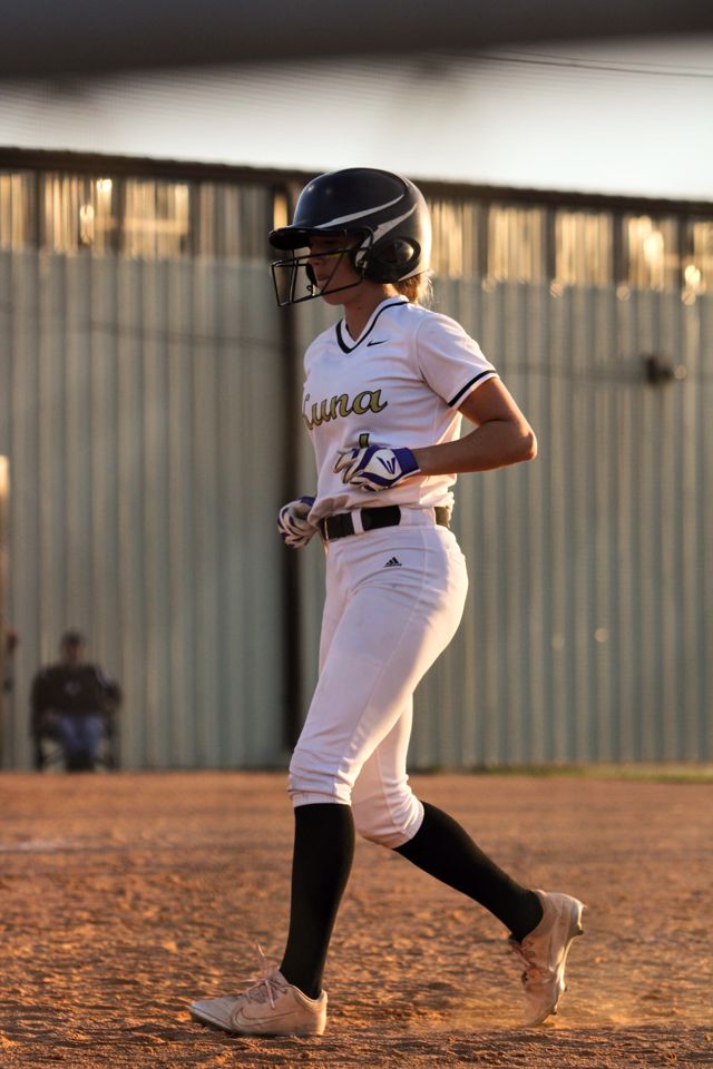 Athlete profile featured image number 3 of 5